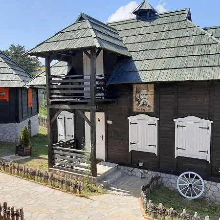 El Paso City Zlatibor: Wild West Treehouse Cottages Exterior photo