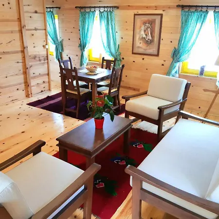 El Paso City Zlatibor: Wild West Treehouse Cottages Exterior photo