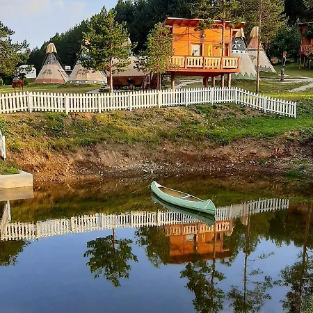 El Paso City Zlatibor: Wild West Treehouse Cottages Exterior photo