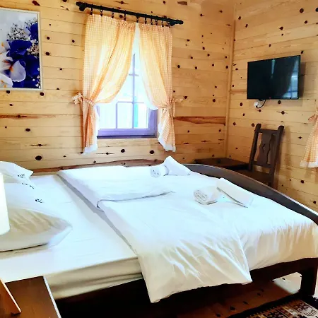 El Paso City Zlatibor: Wild West Treehouse Cottages Exterior photo