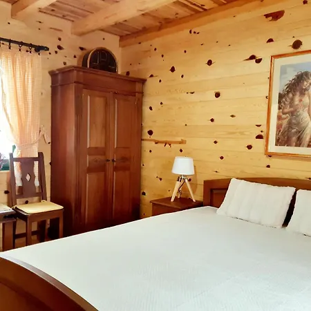 El Paso City Zlatibor: Wild West Treehouse Cottages Exterior photo