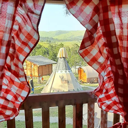 El Paso City Zlatibor: Wild West Treehouse Cottages Room photo