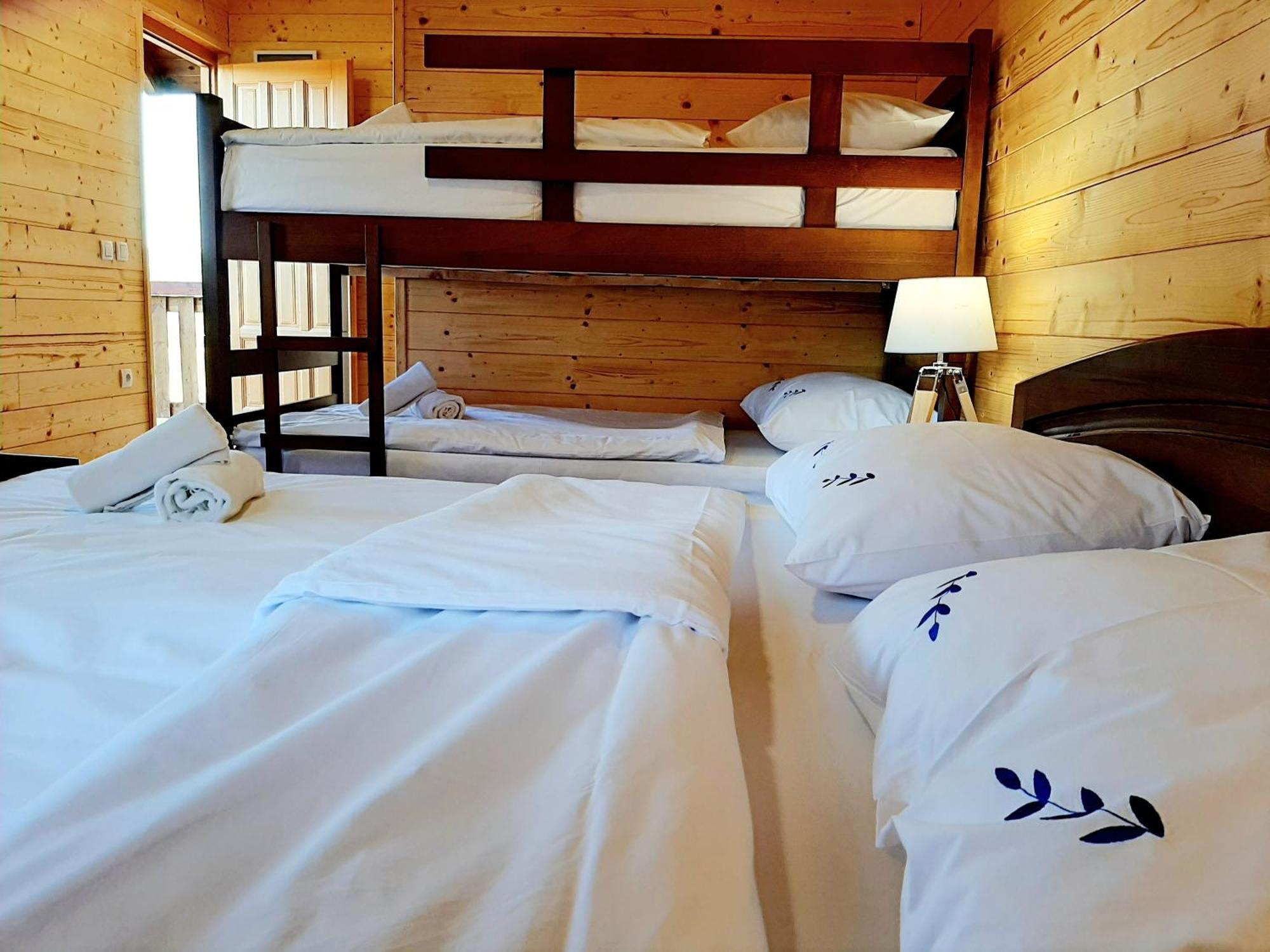 El Paso Zlatibor: Wild West Treehouse Apartment